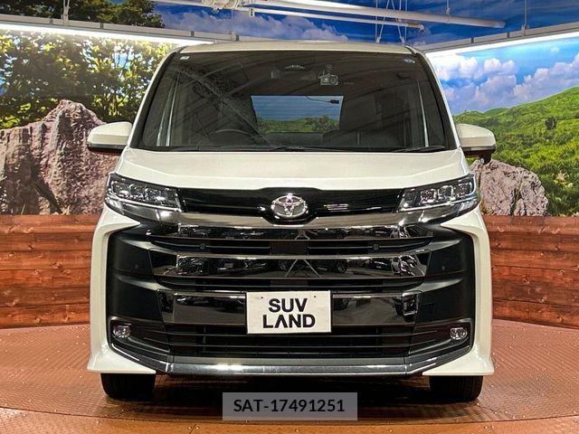 Toyota NOAH 2023-04 7903132-14