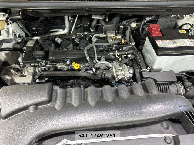 Toyota NOAH 2023-04 7903132-17