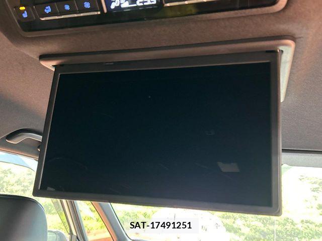 Toyota NOAH 2023-04 7903132-2