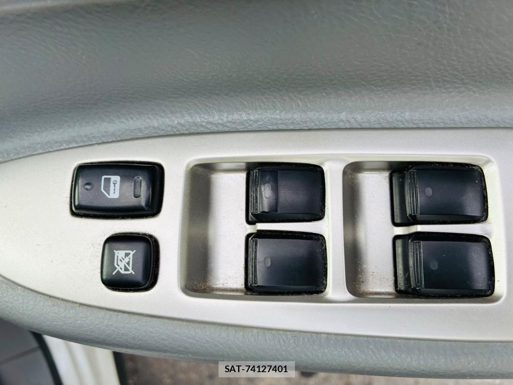 Toyota NOAH 2005-03 7683584-21
