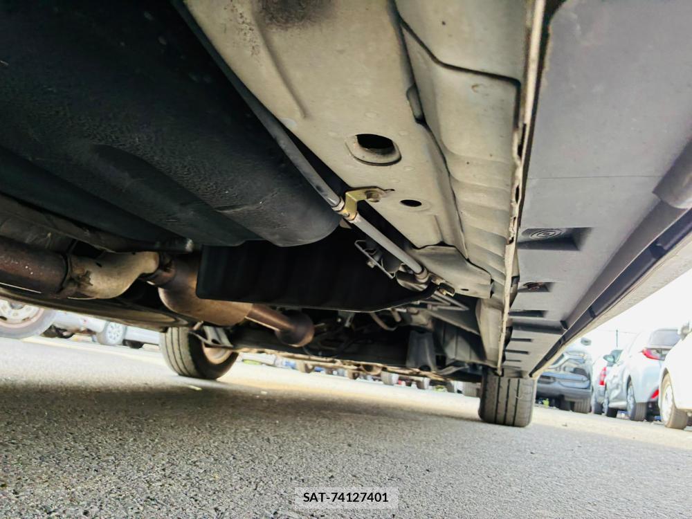 Toyota NOAH 2005-03 7683584-37
