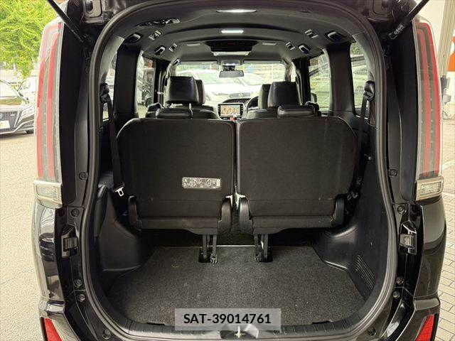 Toyota NOAH 2019-02 7962980-9
