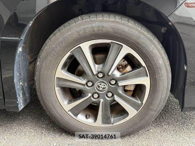Toyota NOAH 2019-02 7962980-13