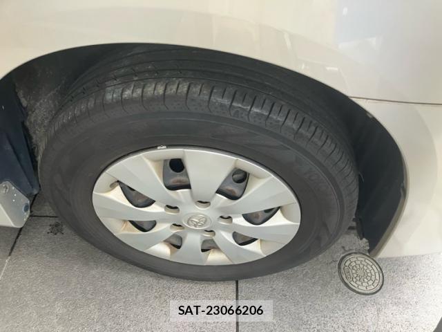 Toyota NOAH 2010-07 7962987-5