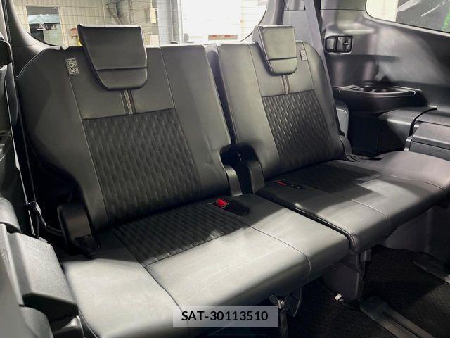 Toyota NOAH 2024-07 7962977-11