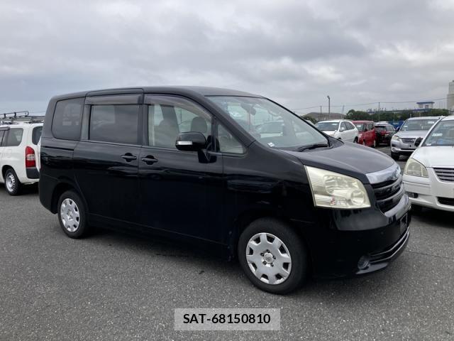 Toyota NOAH 2009-04 7962989-0