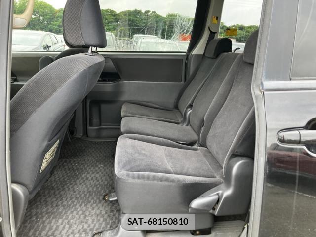 Toyota NOAH 2009-04 7962989-14
