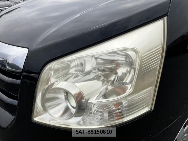 Toyota NOAH 2009-04 7962989-18