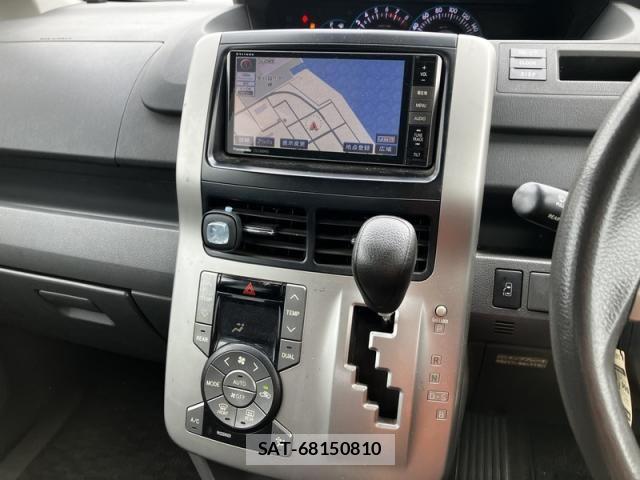 Toyota NOAH 2009-04 7962989-23