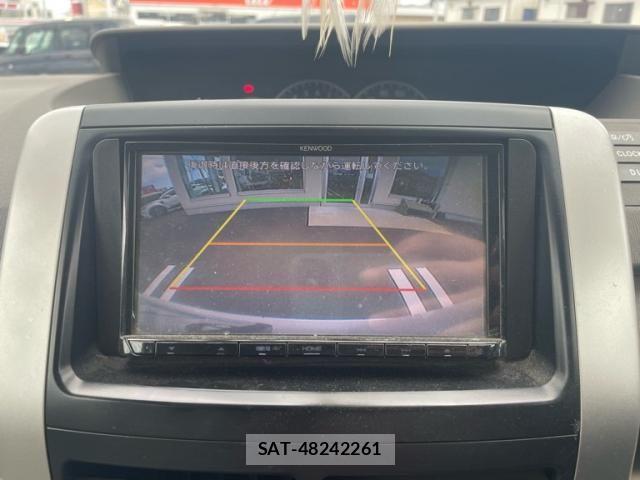 Toyota NOAH 2012-04 7980342-16