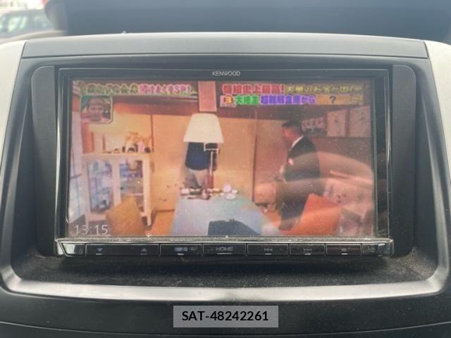 Toyota NOAH 2012-04 7980342-17