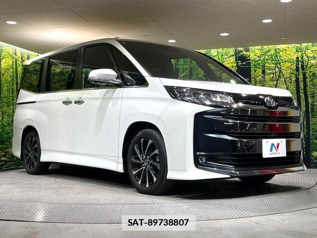 Toyota NOAH 2023-01 7980321-15