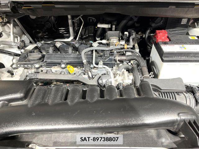 Toyota NOAH 2023-01 7980321-17