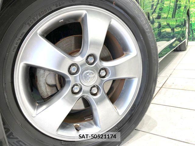 Toyota NOAH 2014-12 7980338-12