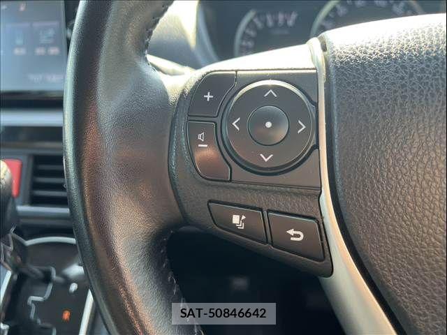 Toyota NOAH 2015-10 7980337-25