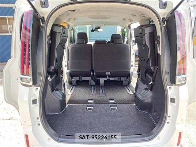Toyota NOAH 2021-07 7980326-19