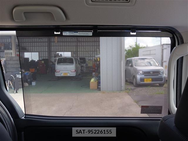 Toyota NOAH 2021-07 7980326-7