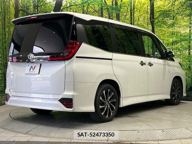 Toyota NOAH 2024-02 7980316-17