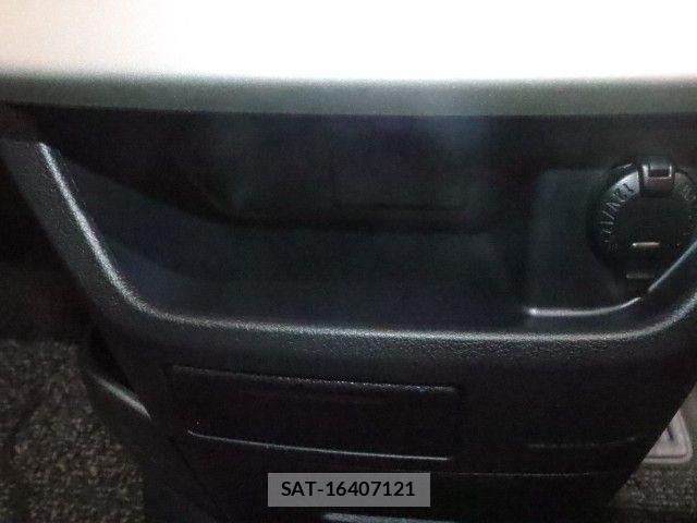 Toyota NOAH 2011-07 7980340-23