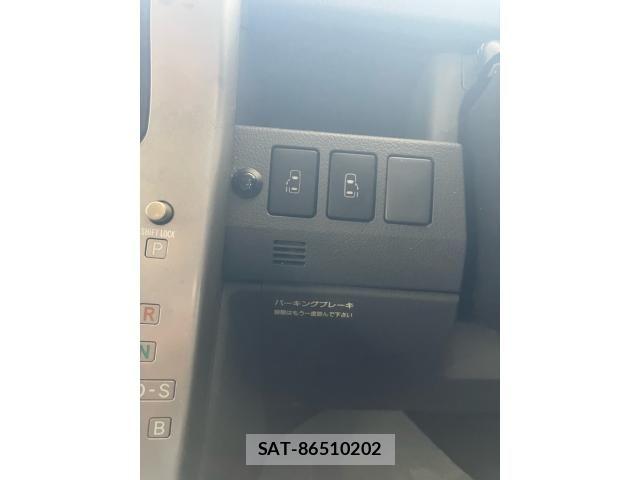 Toyota NOAH 2007-10 7980343-26
