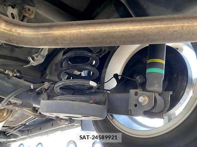 Toyota NOAH 2015-04 7980336-25