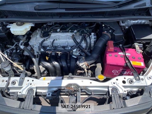 Toyota NOAH 2015-04 7980336-27