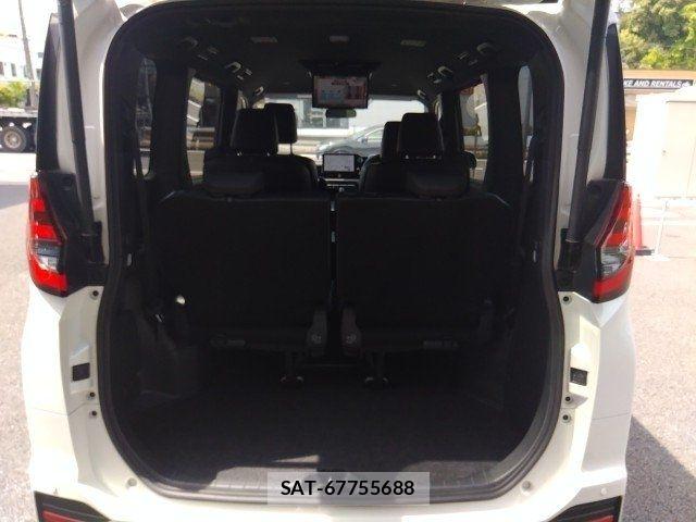 Toyota NOAH 2023-09 7980314-13