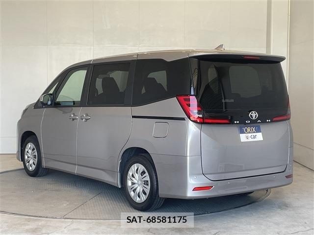 Toyota NOAH 2023-12 7980324-8
