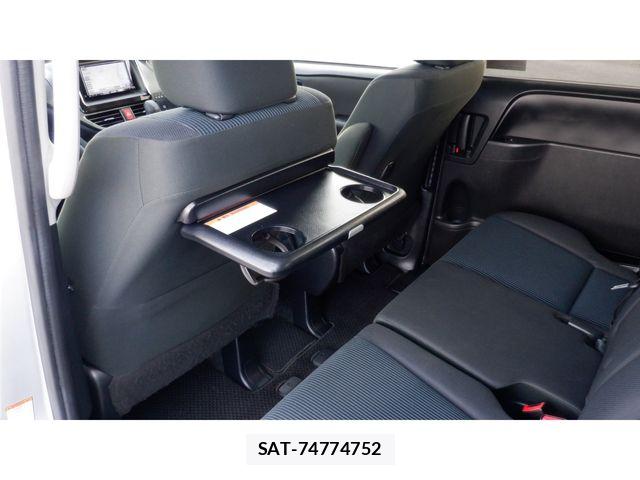 Toyota NOAH 2020-07 7980328-12