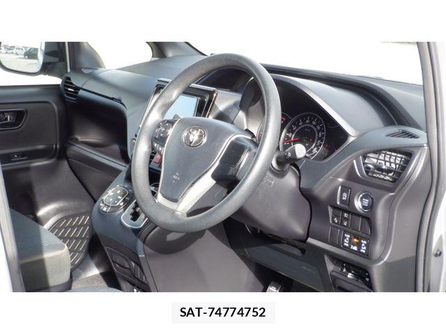 Toyota NOAH 2020-07 7980328-15