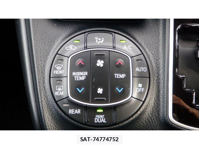 Toyota NOAH 2020-07 7980328-18