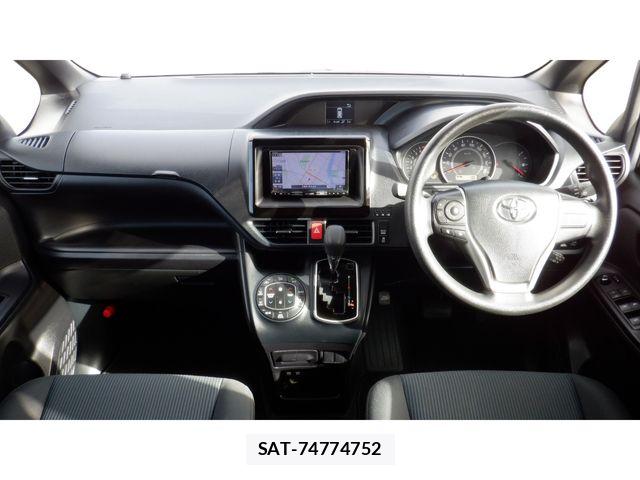 Toyota NOAH 2020-07 7980328-1