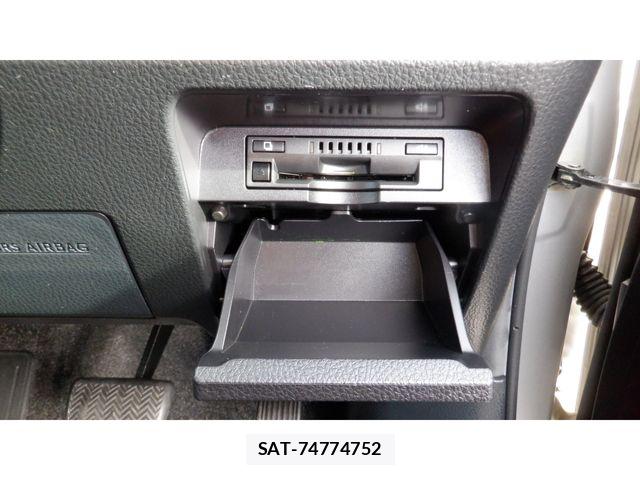 Toyota NOAH 2020-07 7980328-22