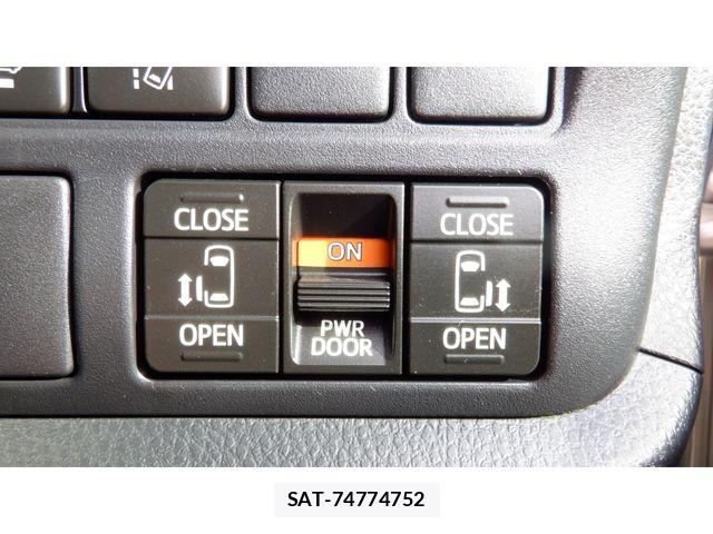 Toyota NOAH 2020-07 7980328-25