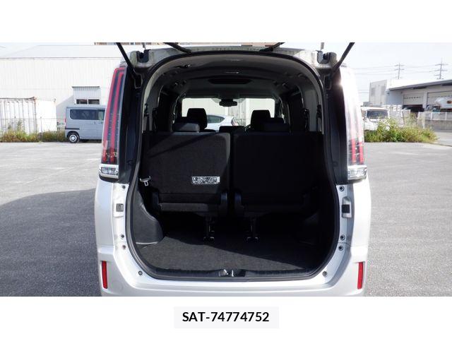 Toyota NOAH 2020-07 7980328-6