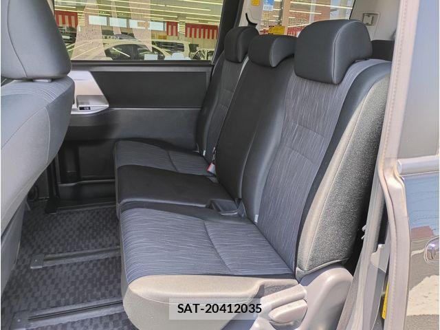 Toyota NOAH 2010-04 7980341-10