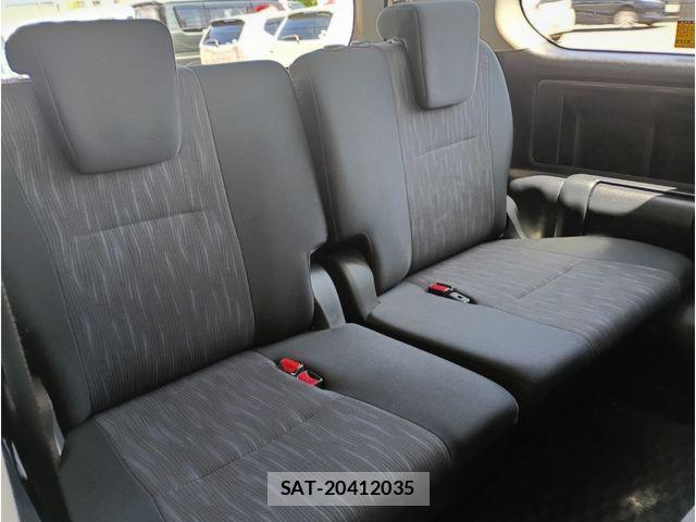 Toyota NOAH 2010-04 7980341-13