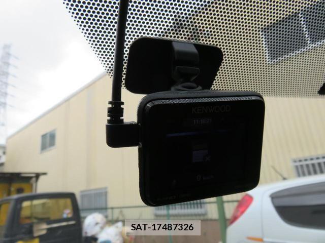 Toyota NOAH 2015-01 7980329-26