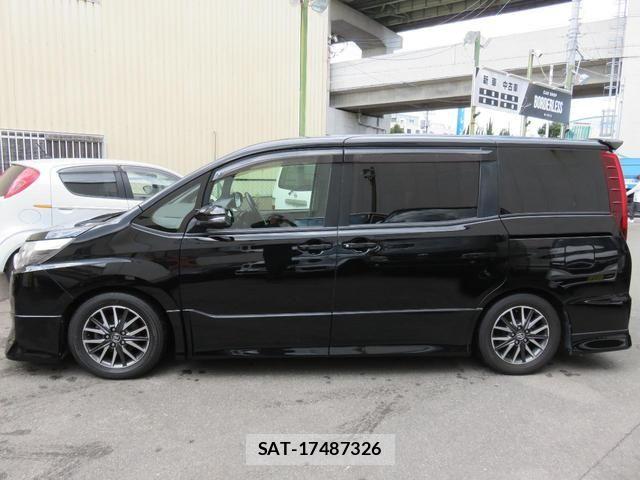 Toyota NOAH 2015-01 7980329-3