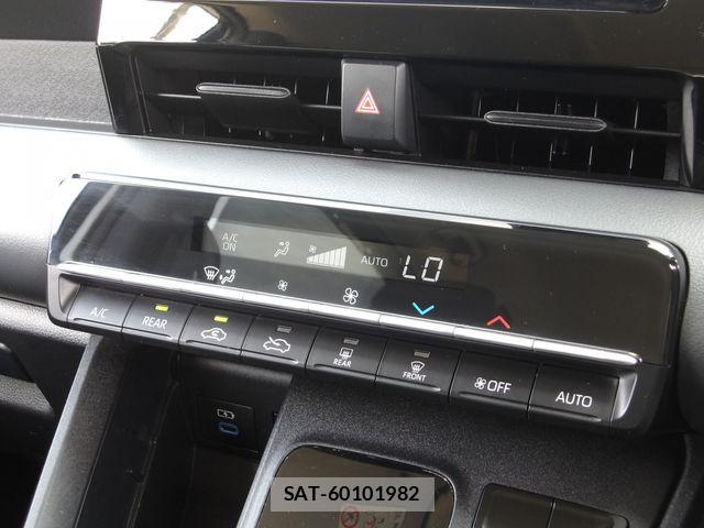Toyota NOAH 2023-07 7980323-9