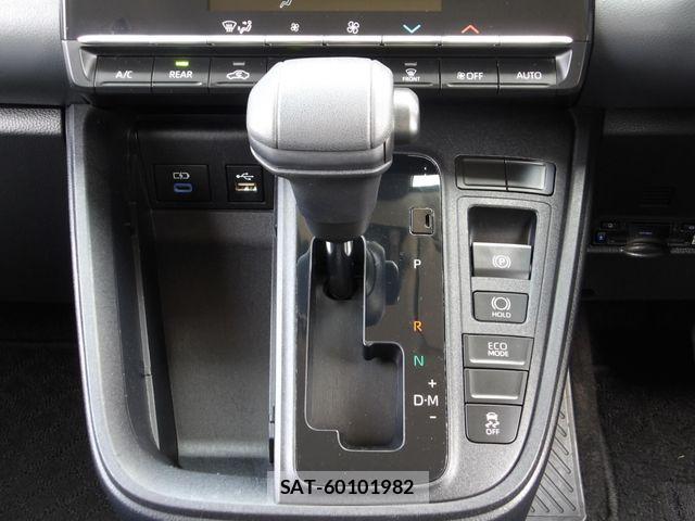 Toyota NOAH 2023-07 7980323-10