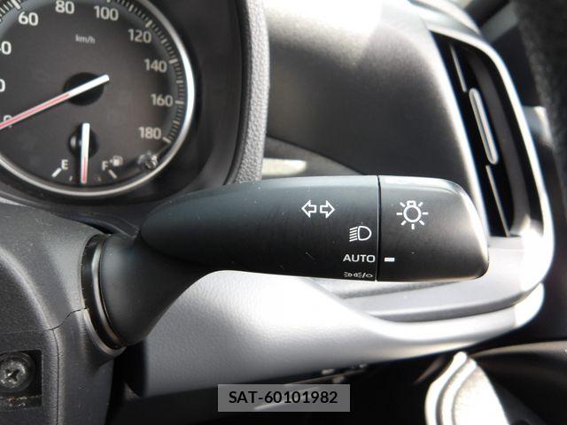 Toyota NOAH 2023-07 7980323-14