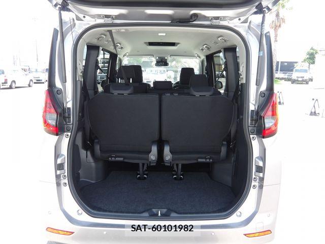 Toyota NOAH 2023-07 7980323-18