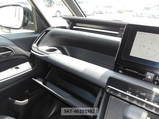 Toyota NOAH 2023-07 7980323-23