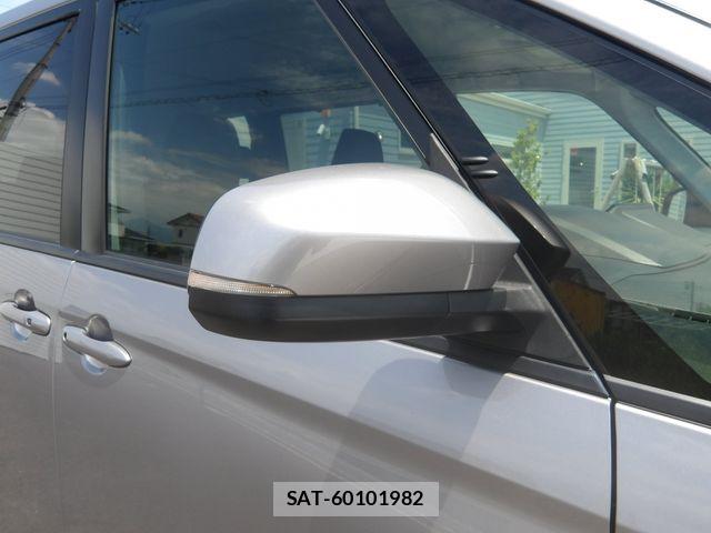 Toyota NOAH 2023-07 7980323-25
