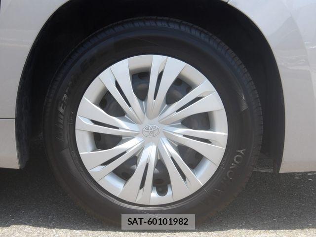 Toyota NOAH 2023-07 7980323-26