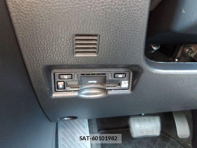 Toyota NOAH 2023-07 7980323-7