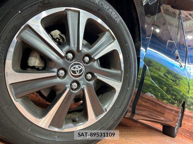 Toyota NOAH 2021-05 7980322-12