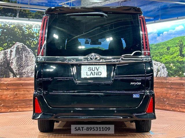 Toyota NOAH 2021-05 7980322-14