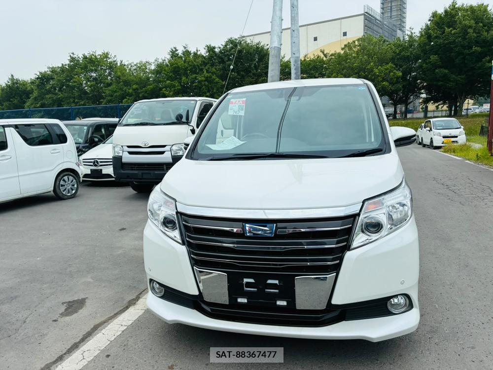 Toyota NOAH 2017-03 7891119-7